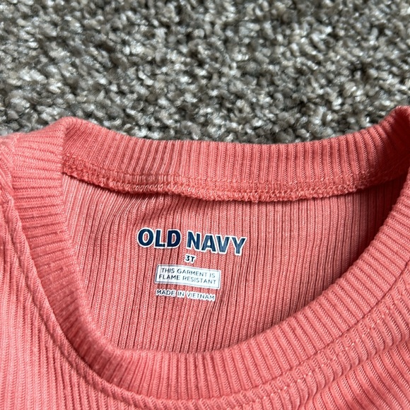 Toddler girl ribbed 3T short sleeve peach nightgown from Old Navy - Picture 2 of 4